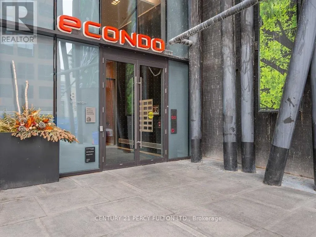 2001 - 8 EGLINTON AVENUE E