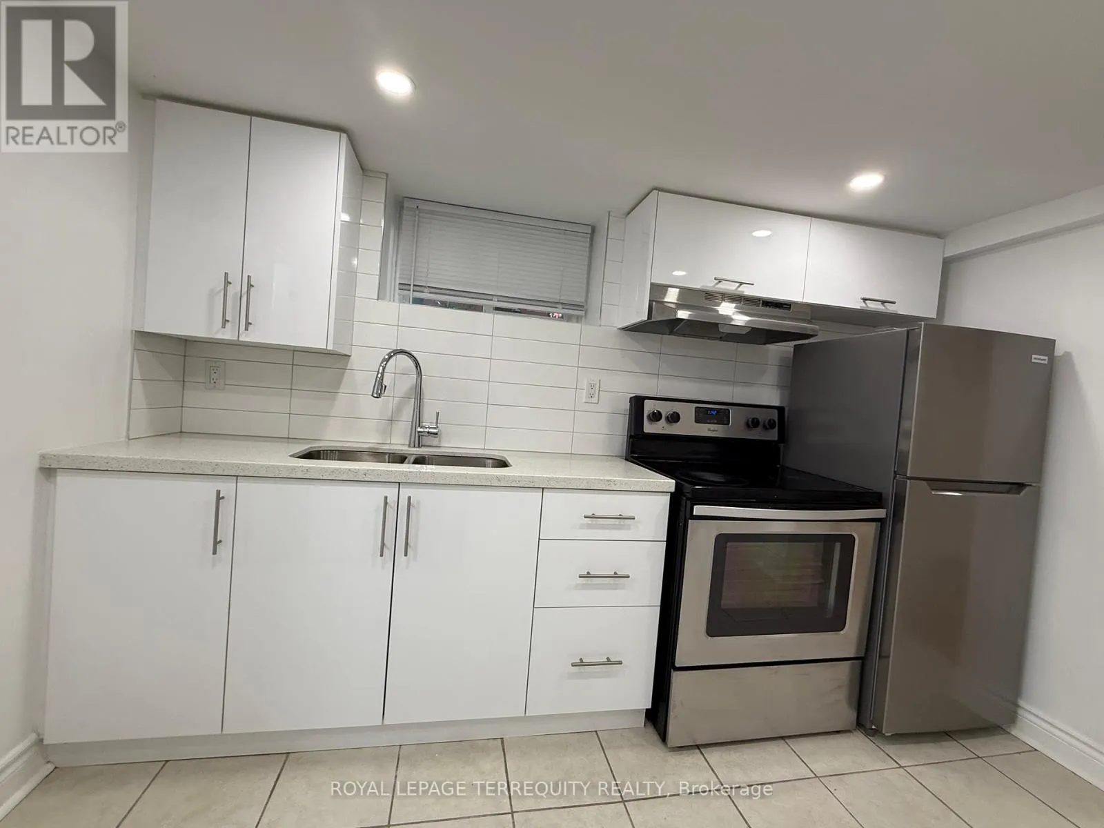 2 - 29 KHEDIVE AVENUE