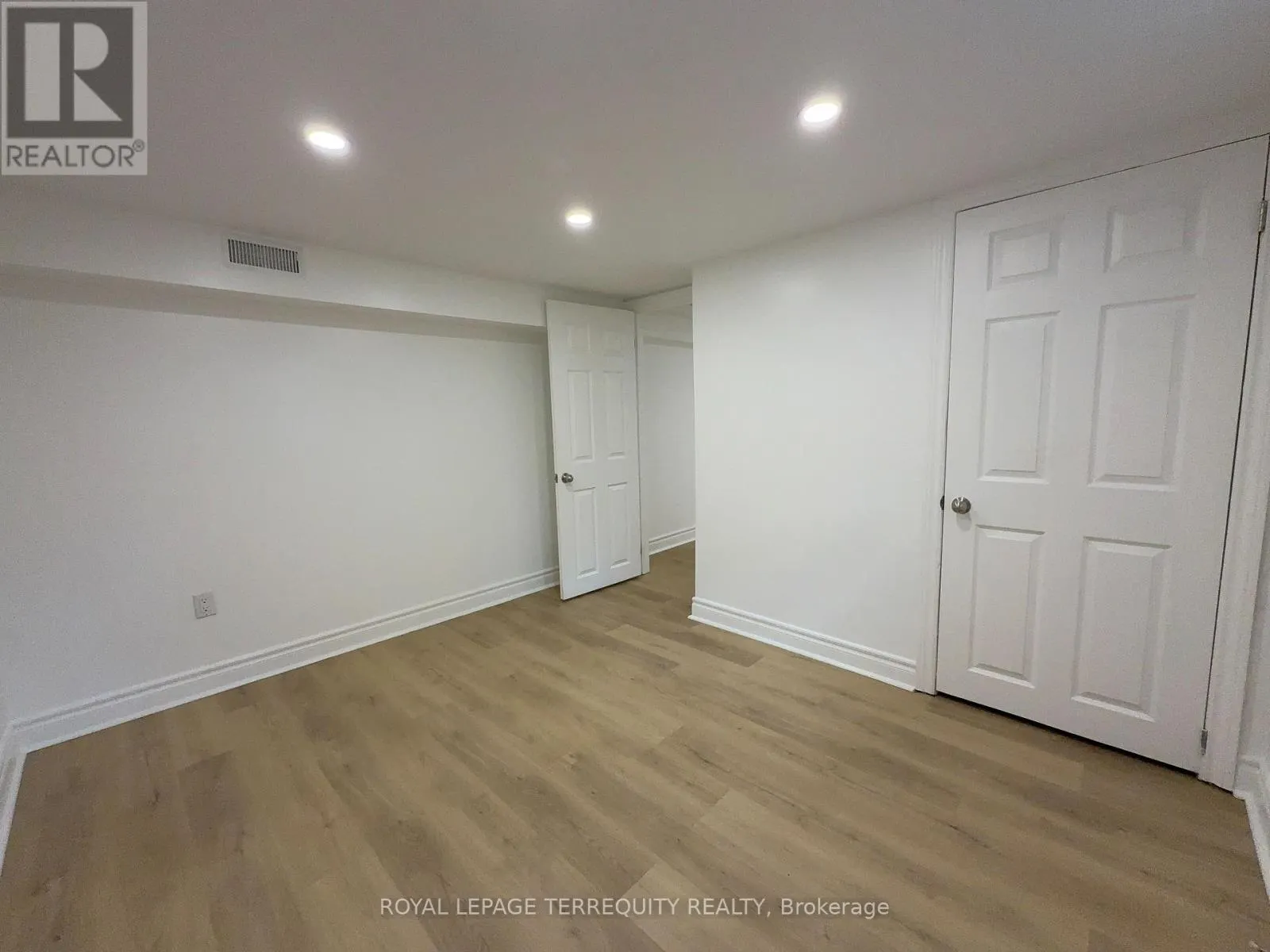 2 - 29 KHEDIVE AVENUE