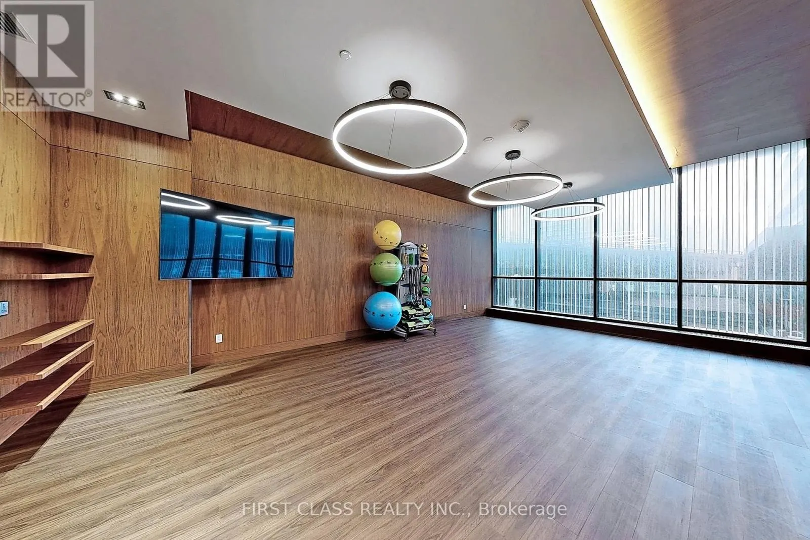 3012 - 19 BATHURST STREET