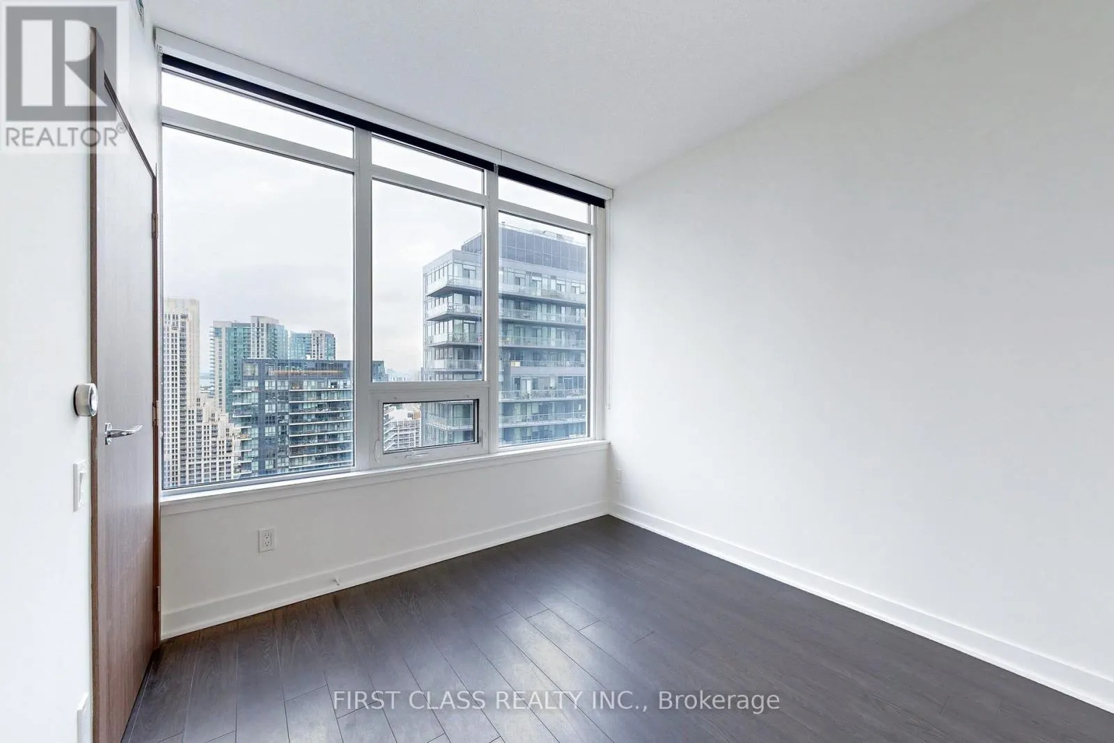 3012 - 19 BATHURST STREET