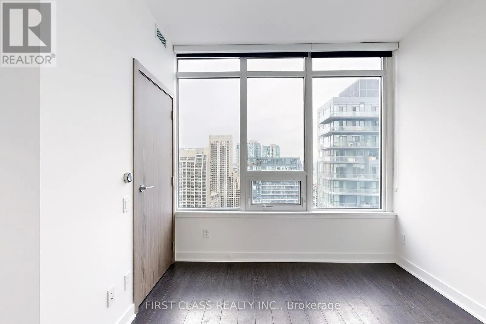 3012 - 19 BATHURST STREET