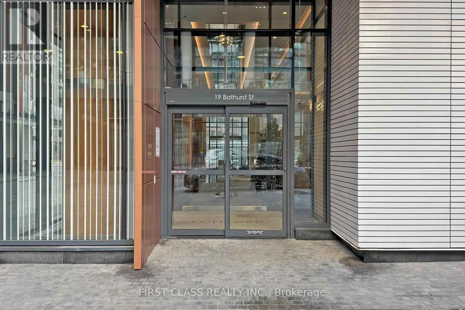 3012 - 19 BATHURST STREET