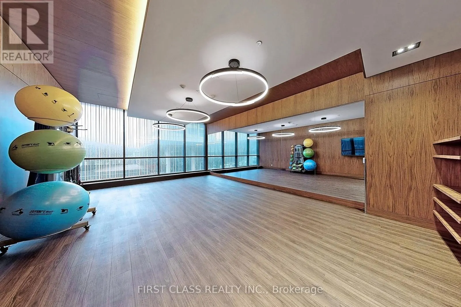 3012 - 19 BATHURST STREET