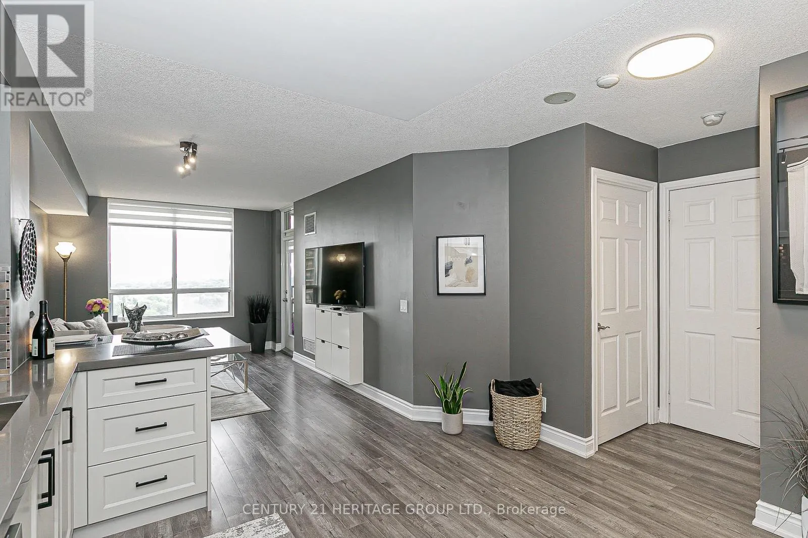 1704 - 78 HARRISON GARDEN BOULEVARD