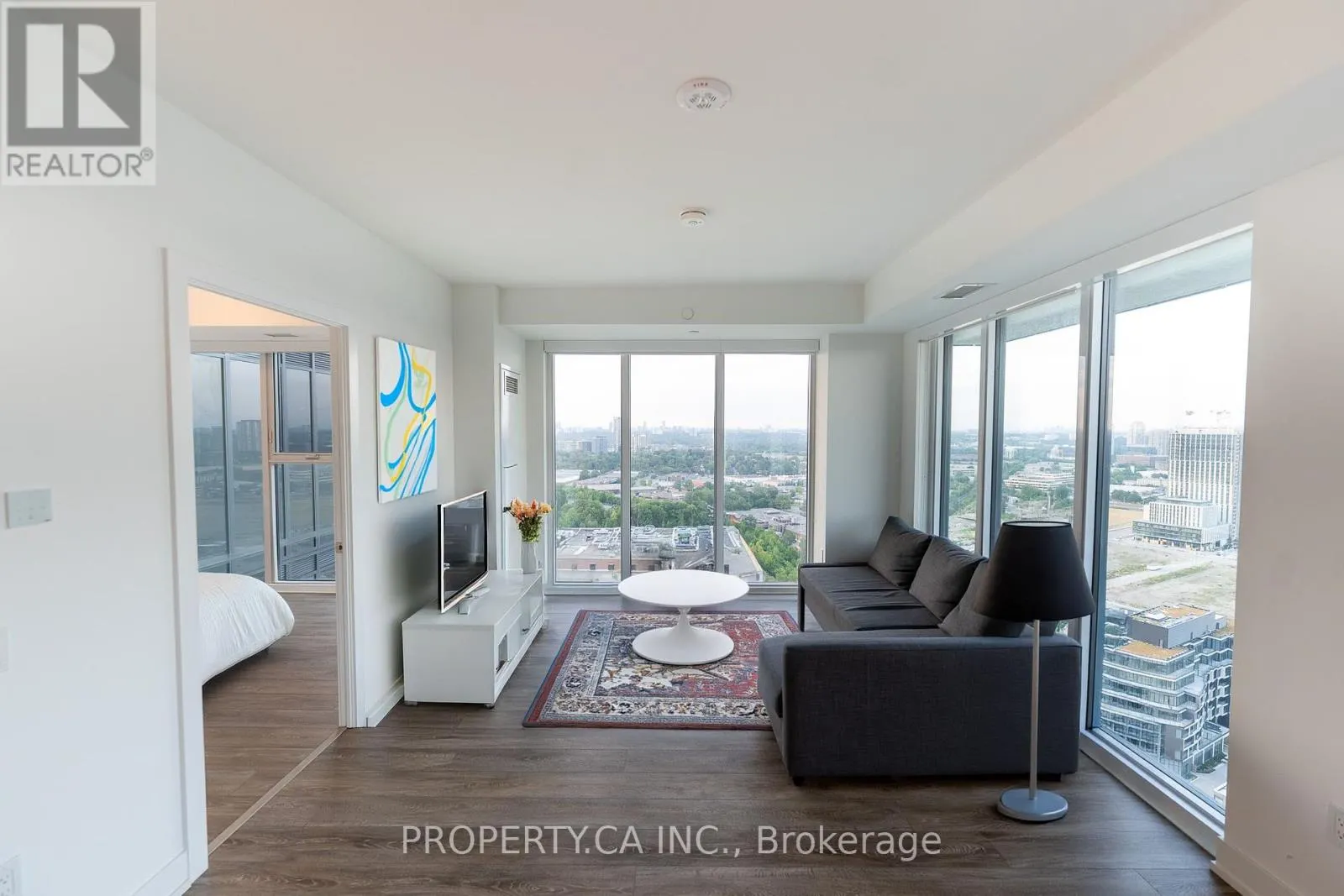 3104 - 30 INN ON THE PARK DRIVE