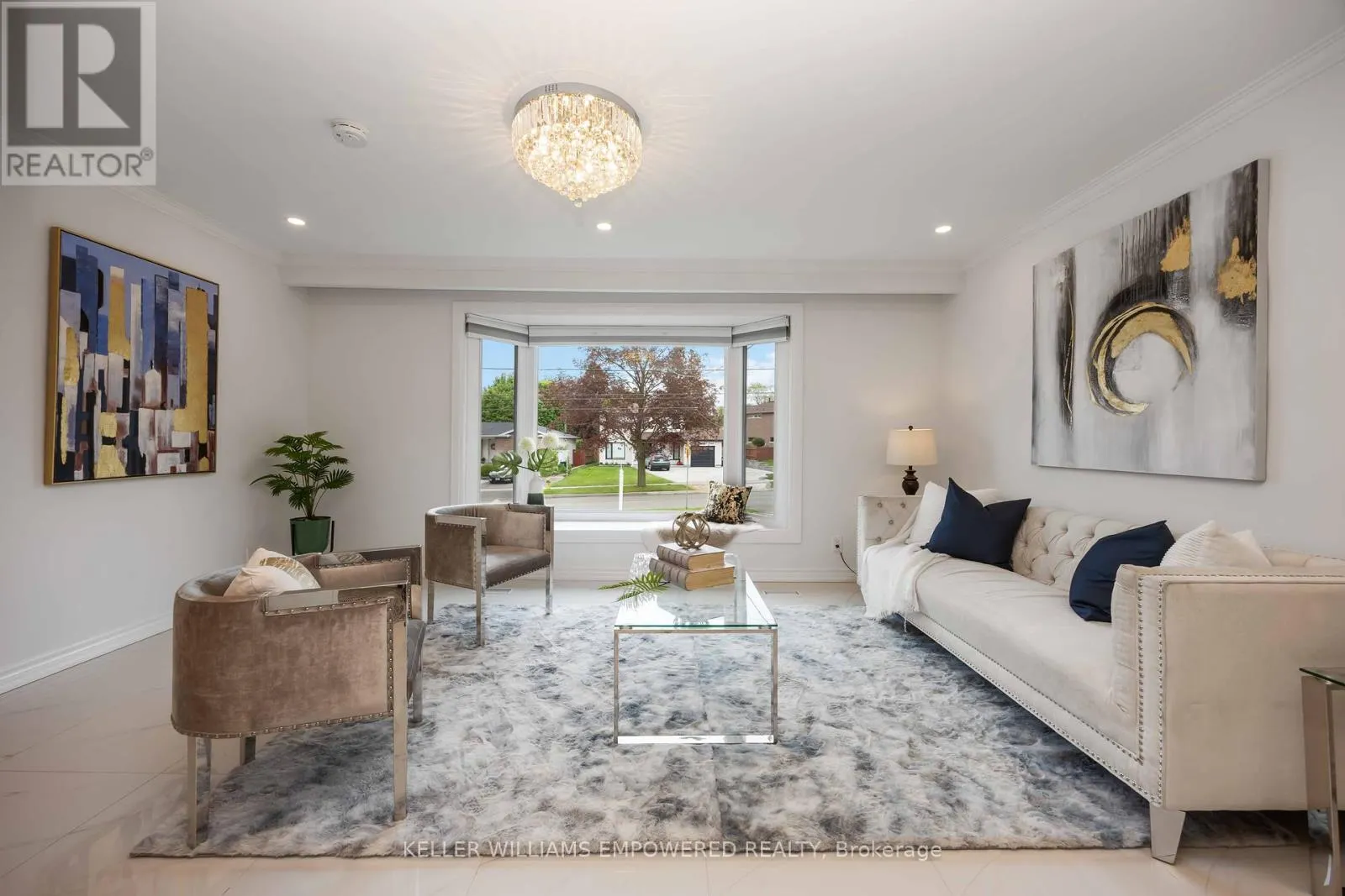 112 KINGSLAKE ROAD