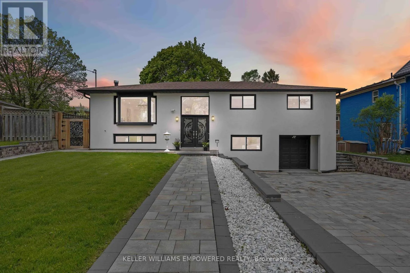 112 KINGSLAKE ROAD