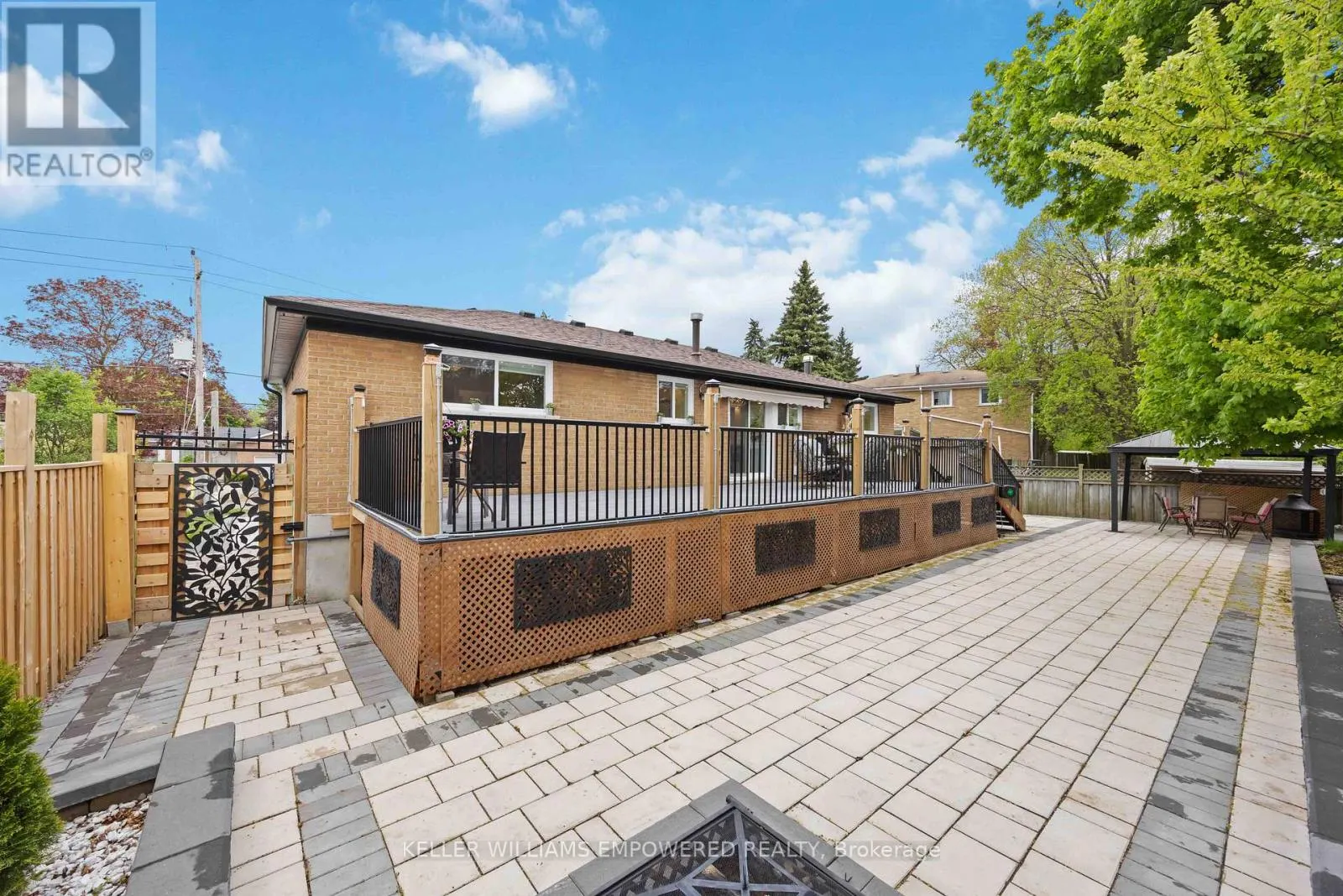 112 KINGSLAKE ROAD