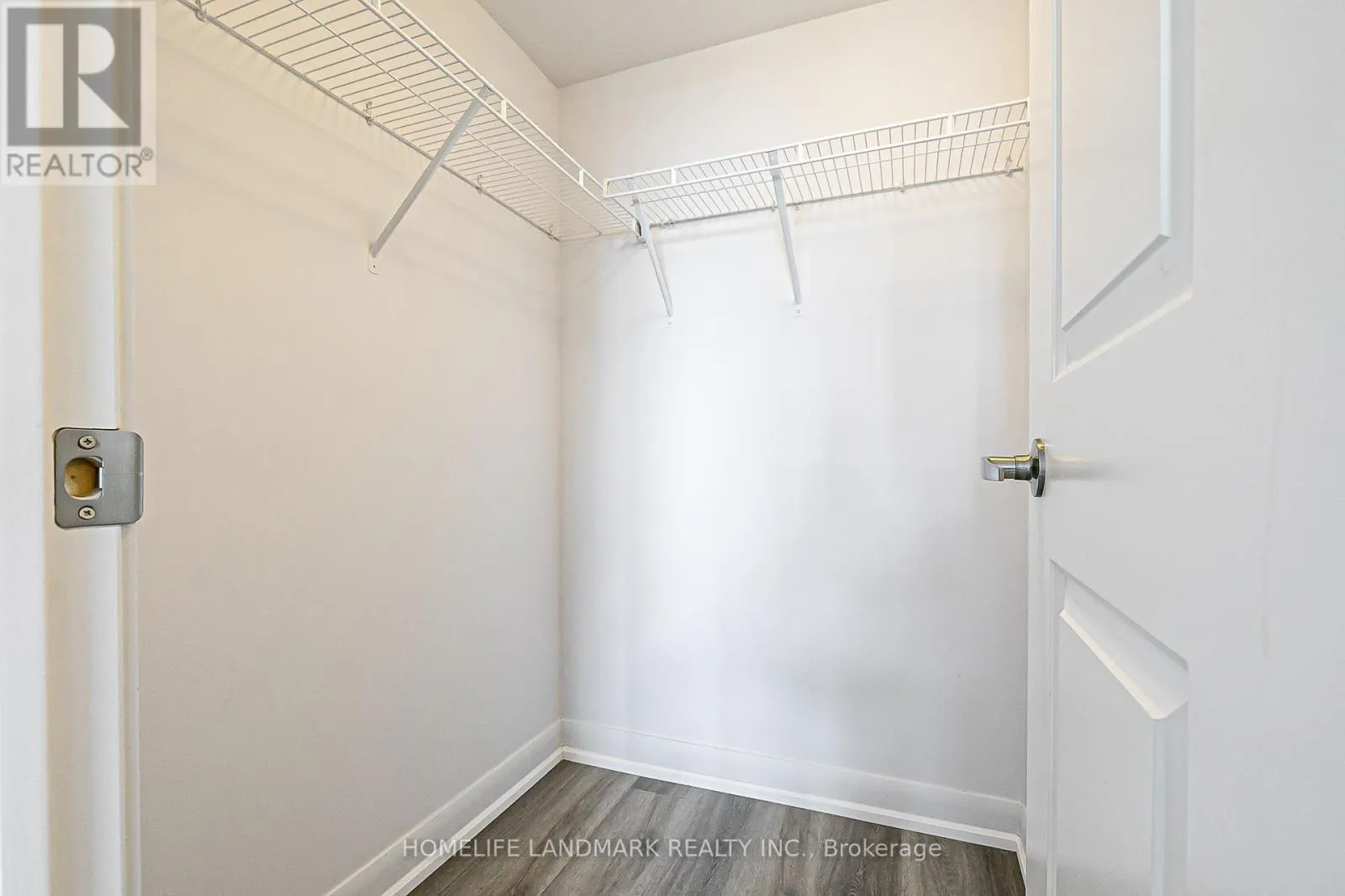 1615 - 17 ANNDALE DRIVE
