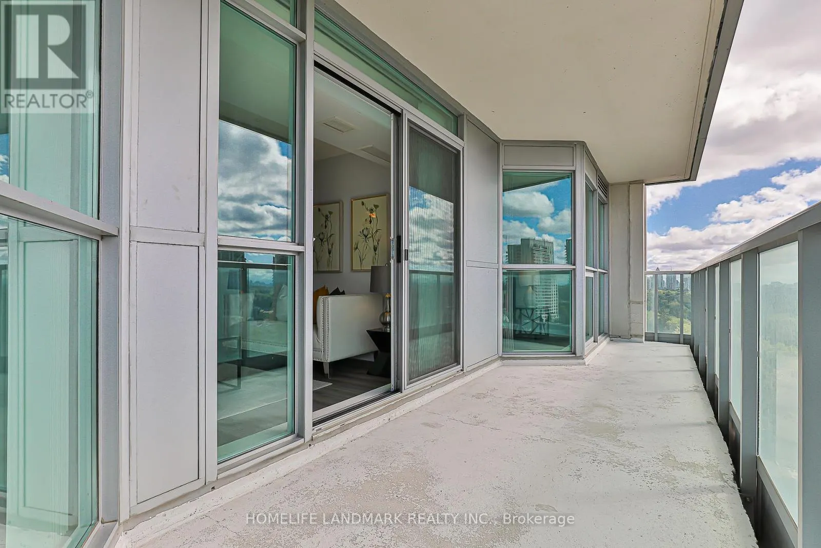 1615 - 17 ANNDALE DRIVE