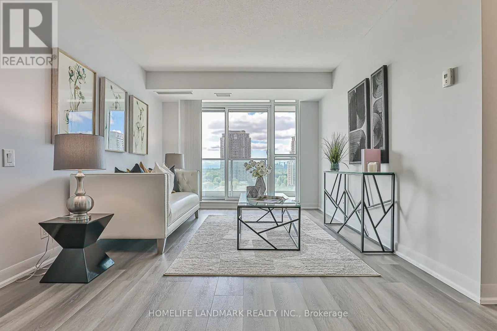 1615 - 17 ANNDALE DRIVE