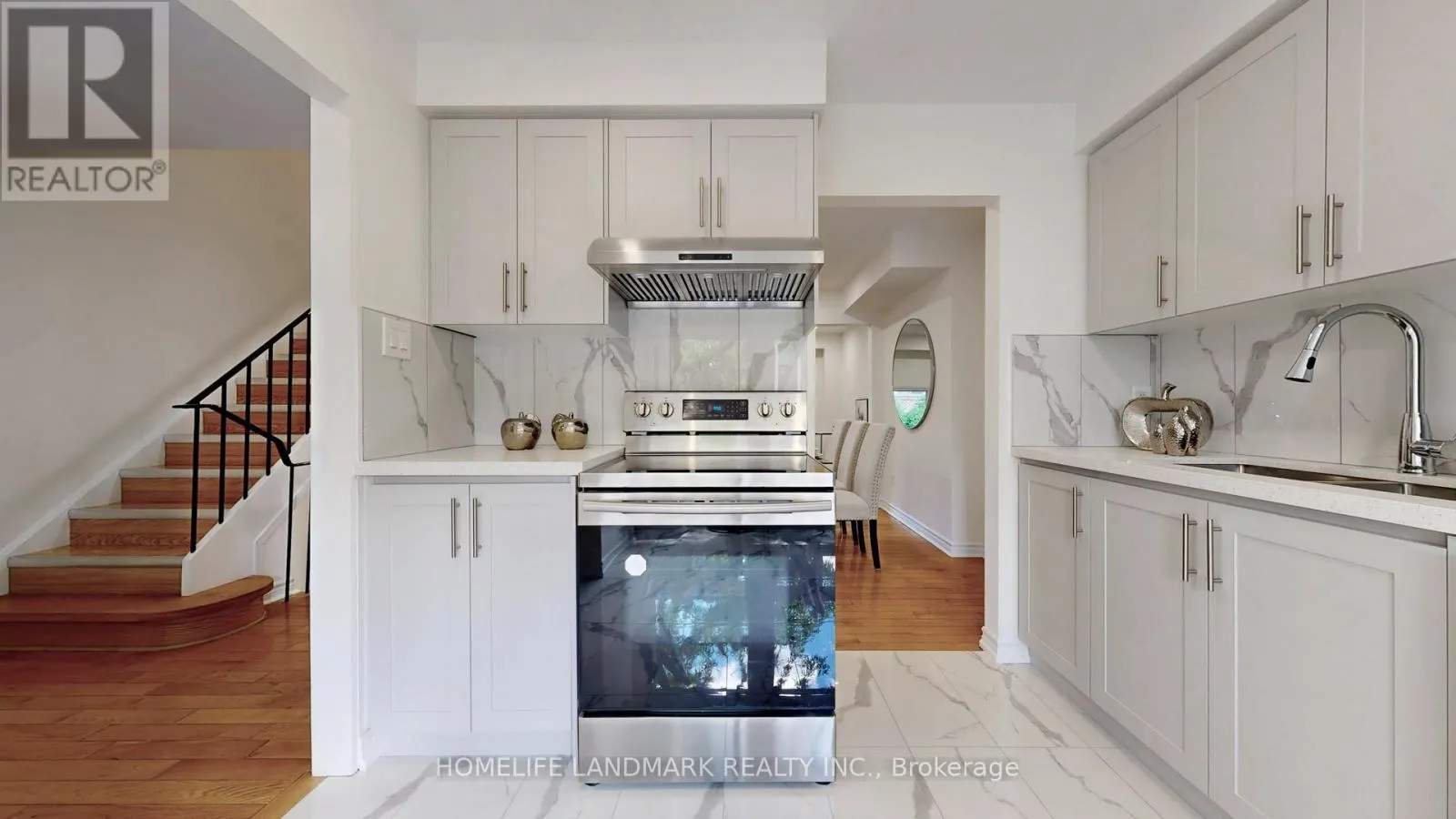 4 - 100 SPIRE HILL WAY
