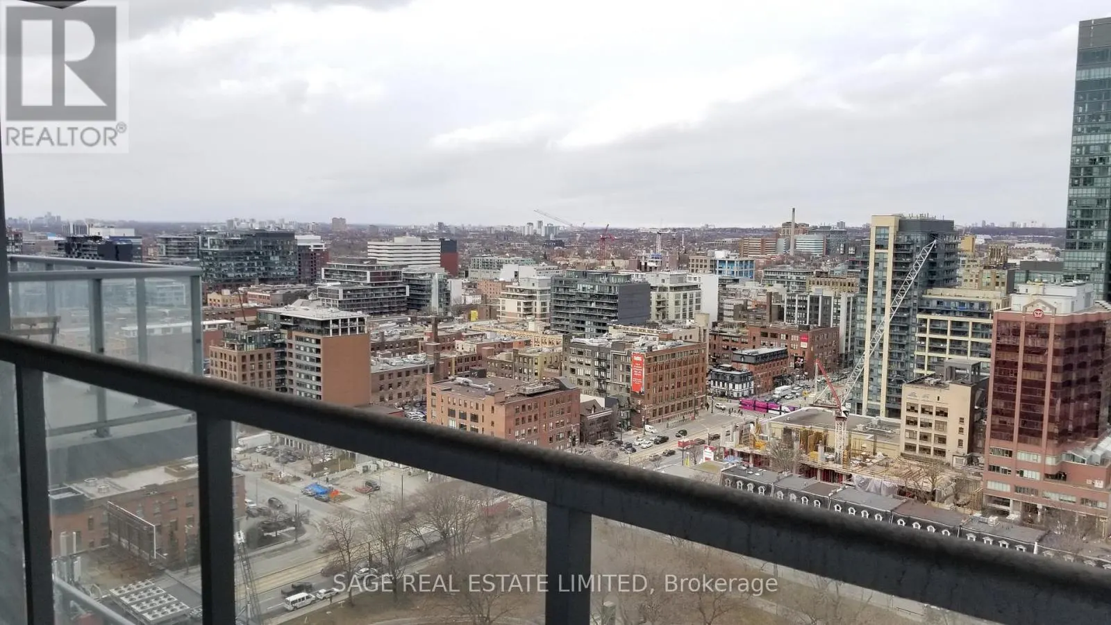 2309 - 352 FRONT STREET W