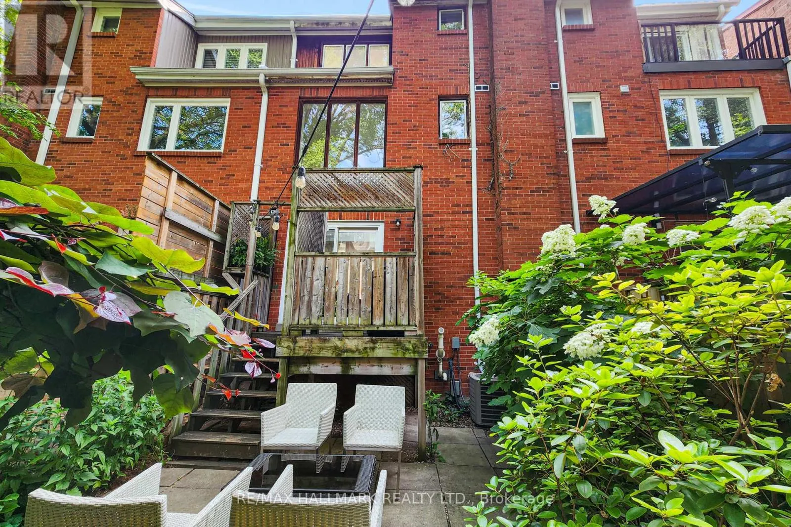 216 MILAN STREET
