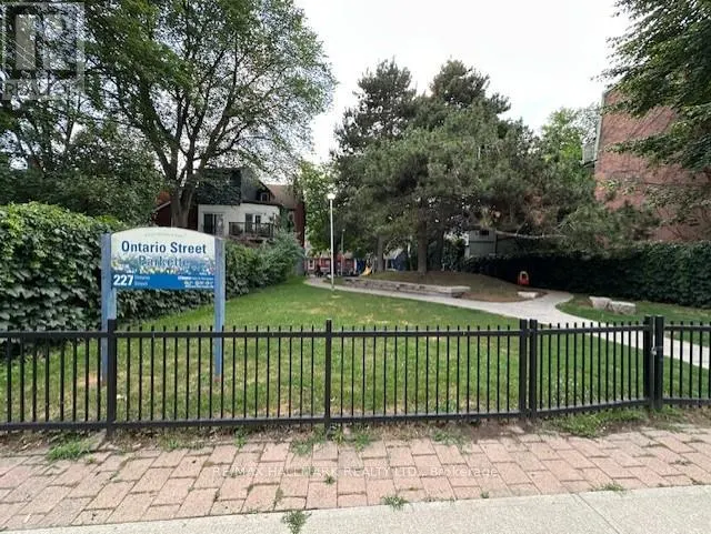 216 MILAN STREET