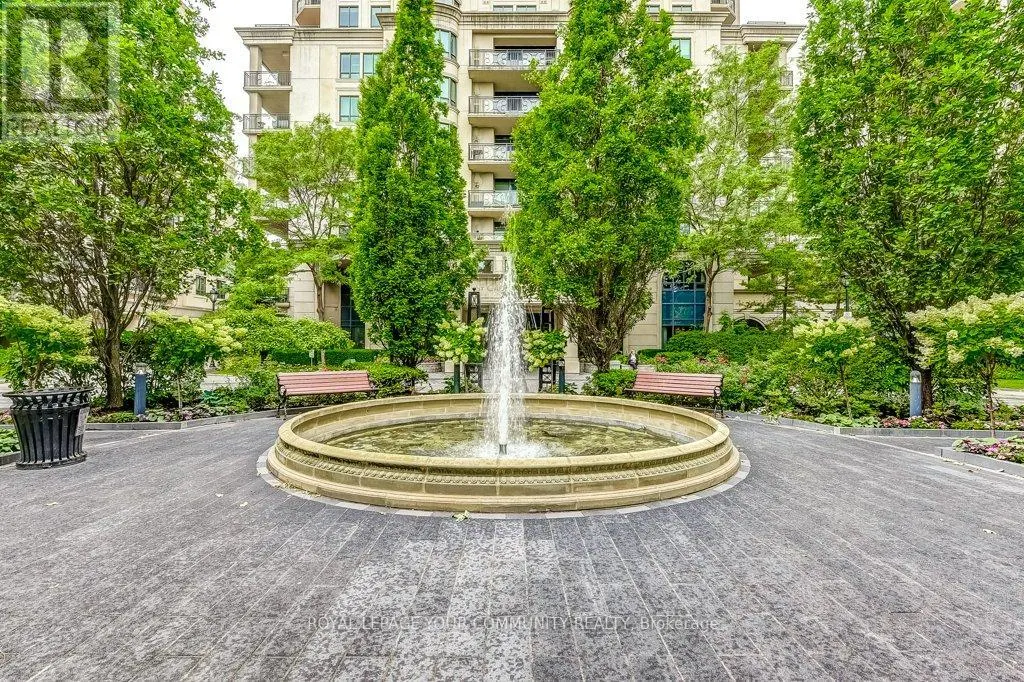 527 - 650 SHEPPARD AVENUE E
