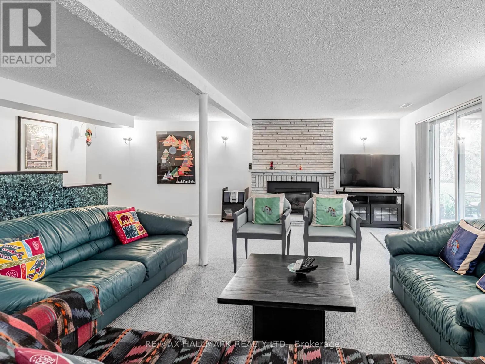 85 AMES CIRCLE
