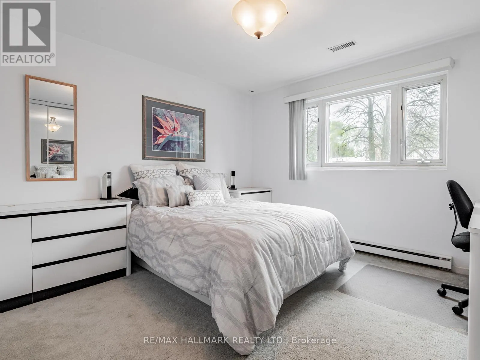 85 AMES CIRCLE