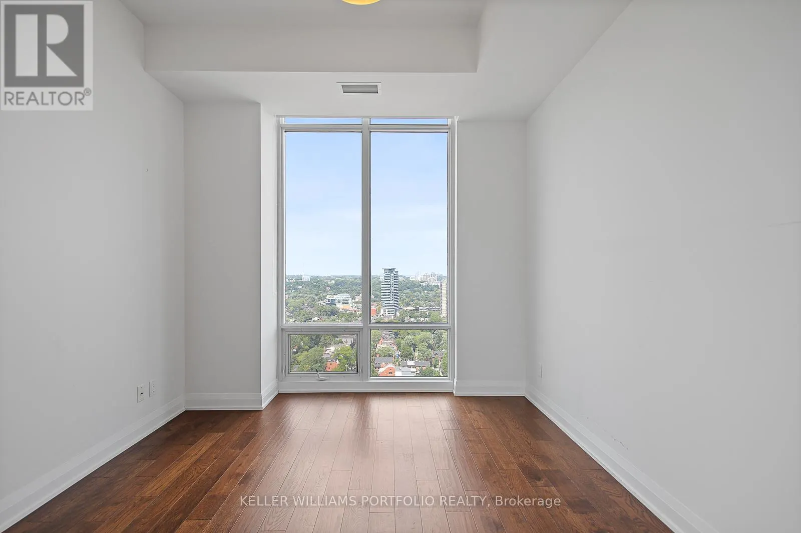 2703 - 1 BEDFORD ROAD