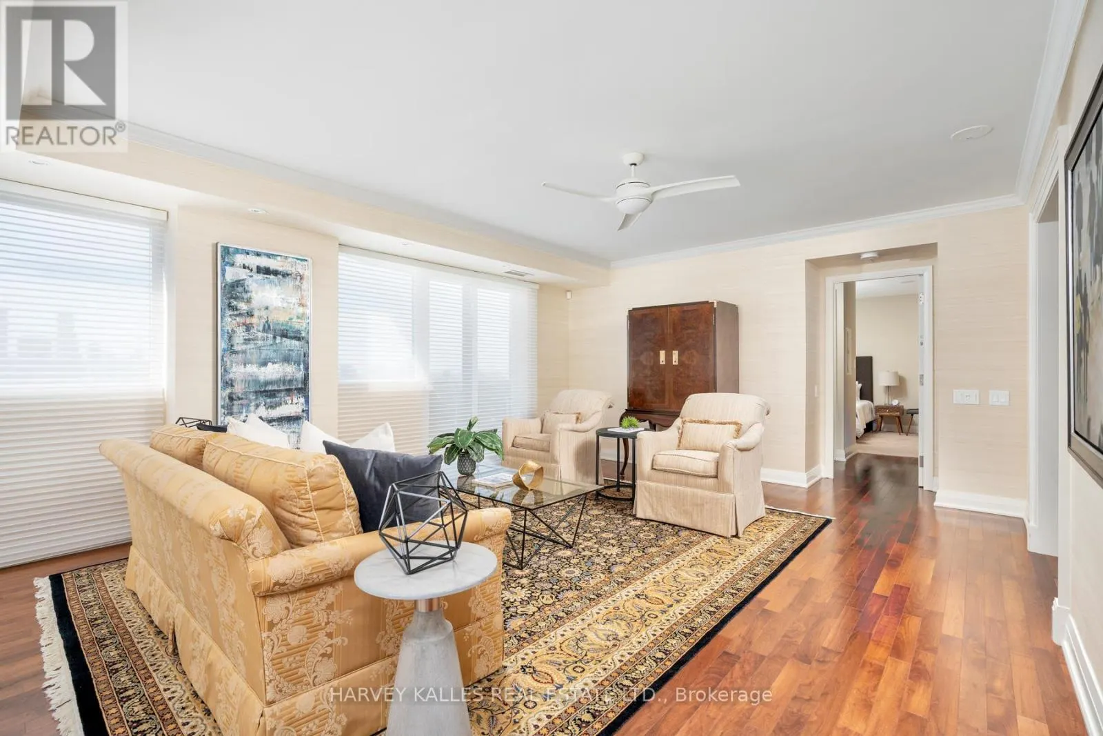 1201 - 1430 YONGE STREET