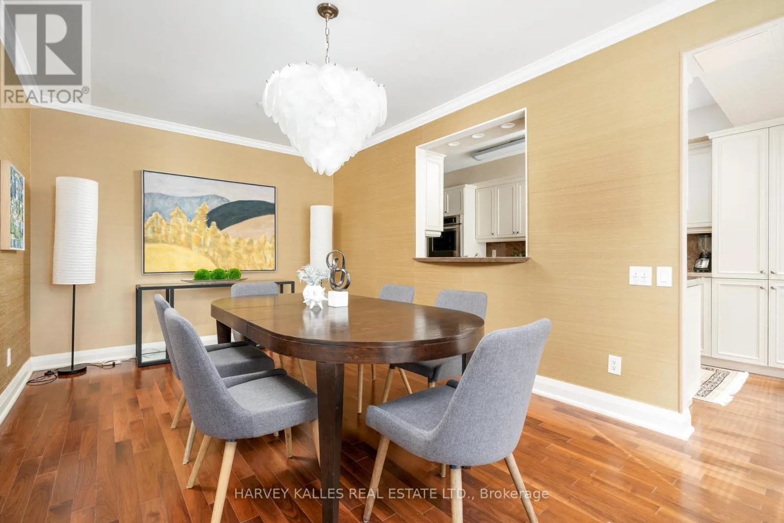 1201 - 1430 YONGE STREET