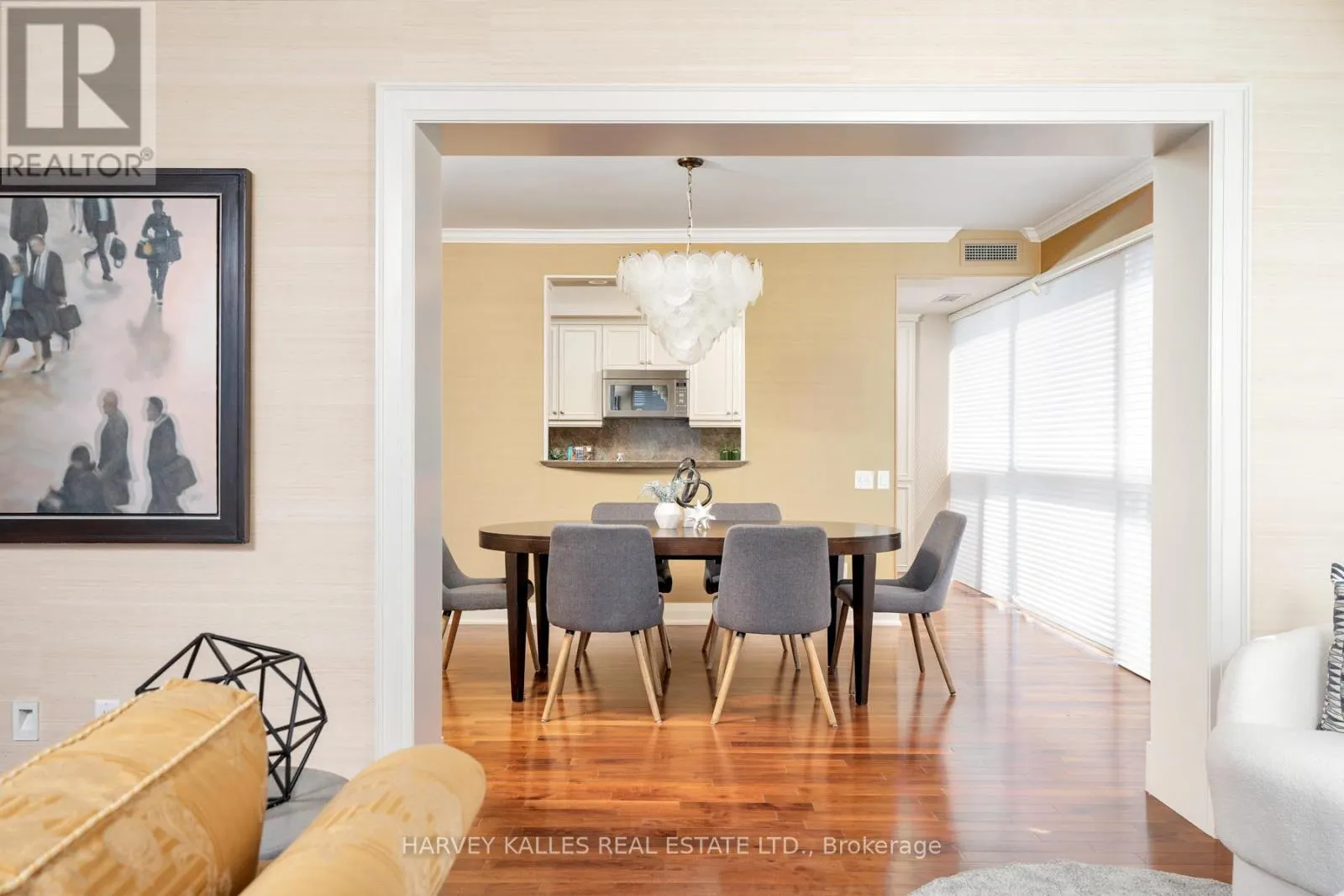 1201 - 1430 YONGE STREET