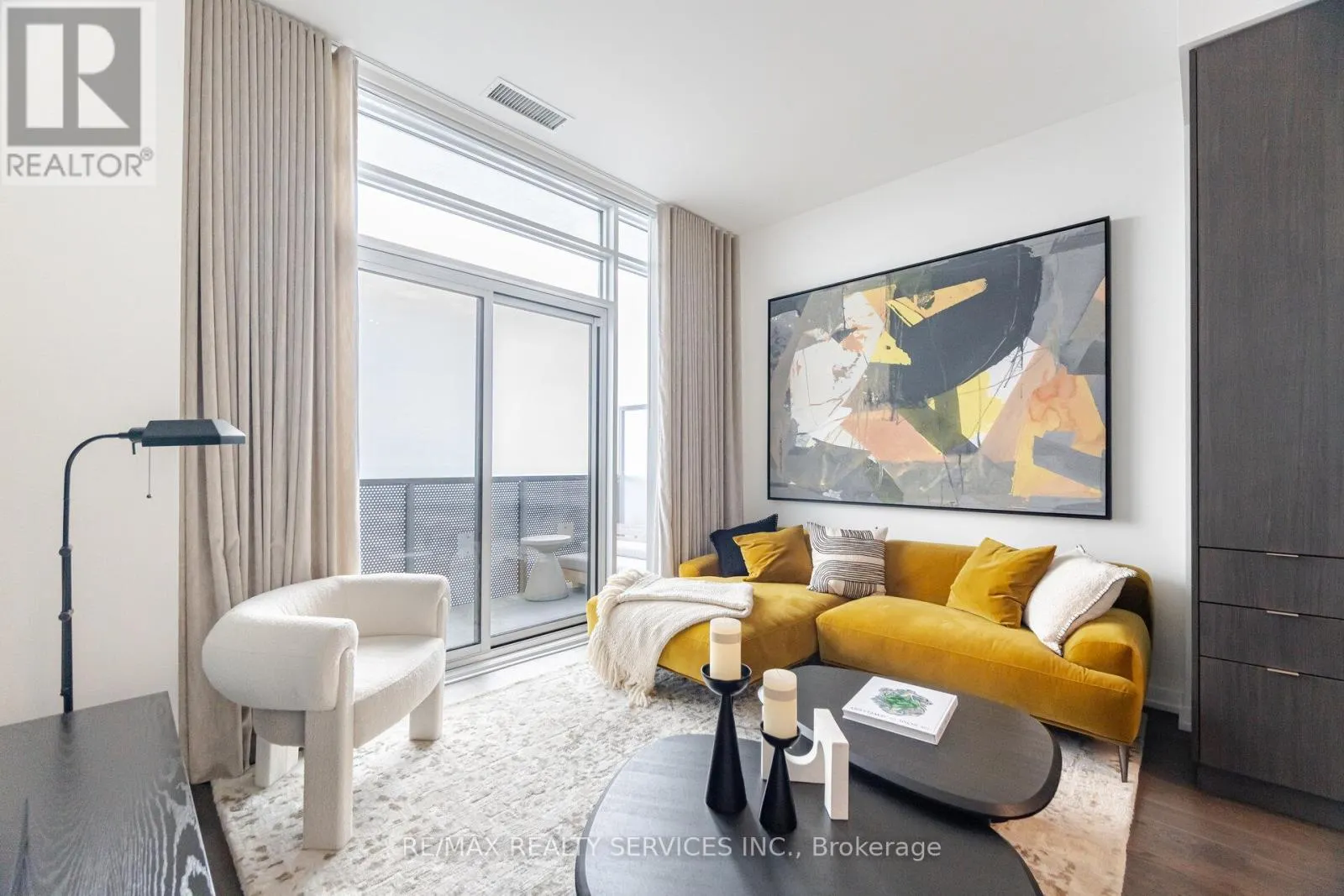 PH103 - 138 DOWNES STREET