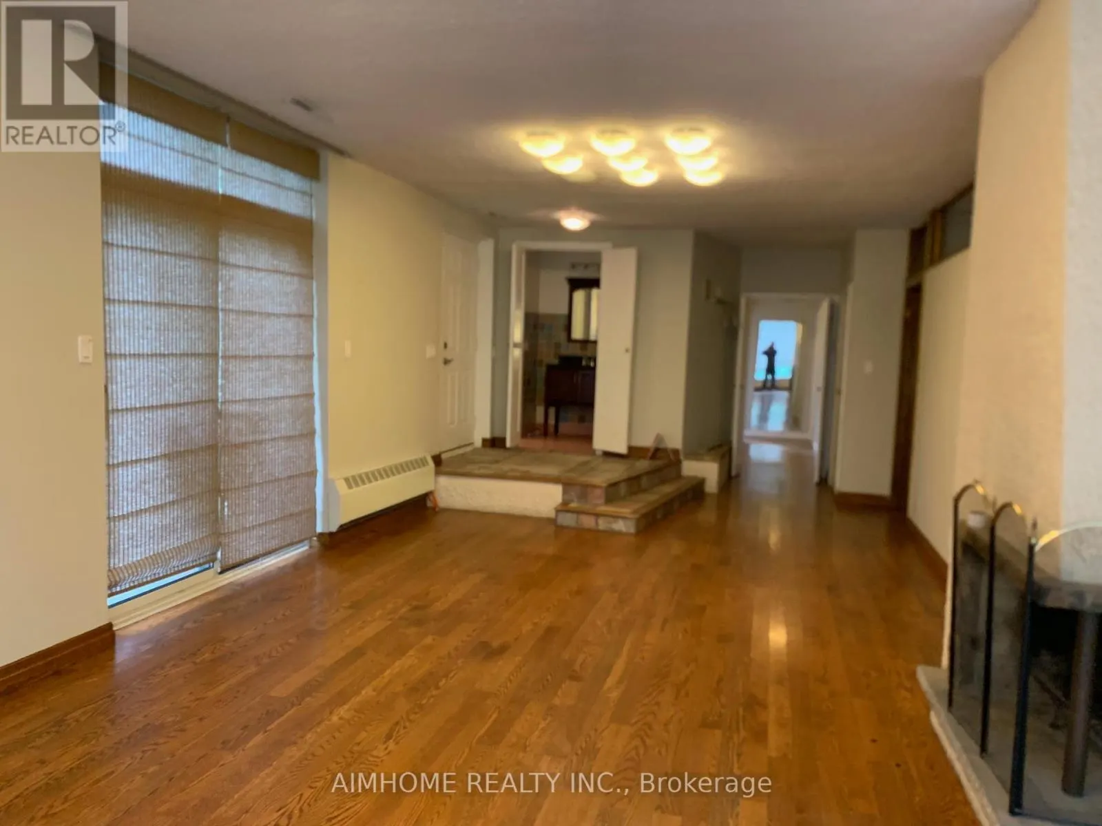 2 AUDUBON COURT