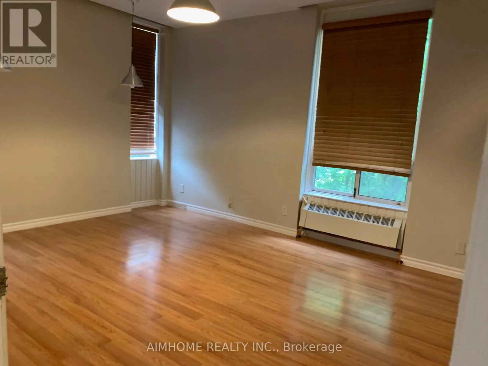 2 AUDUBON COURT