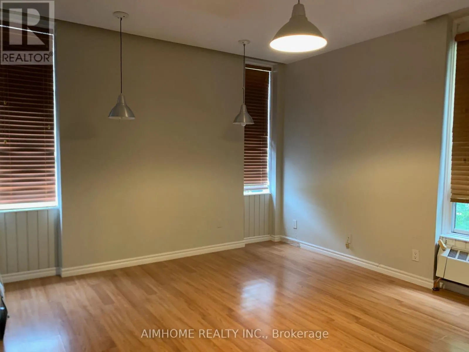 2 AUDUBON COURT