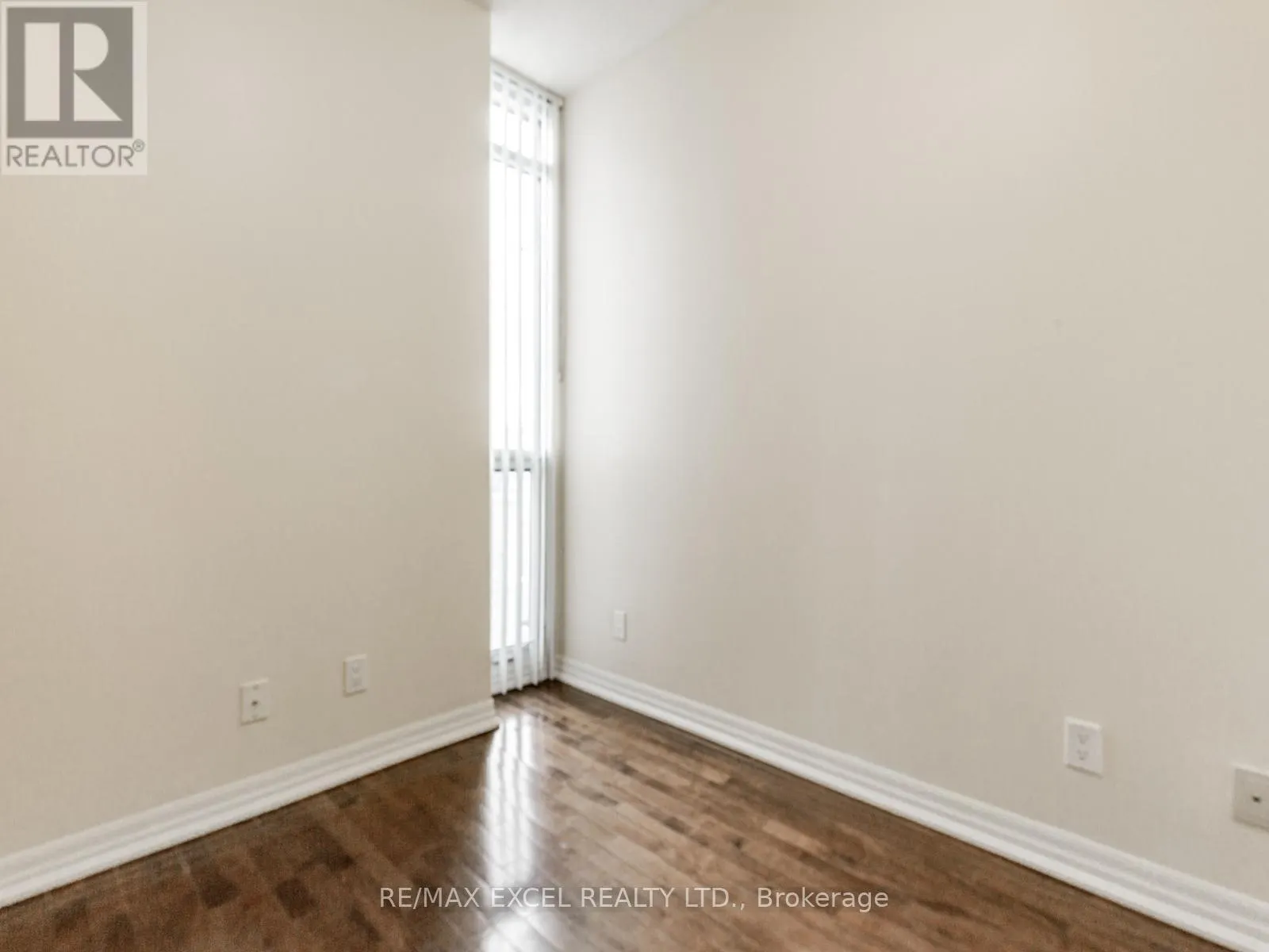 PH306 - 770 BAY STREET