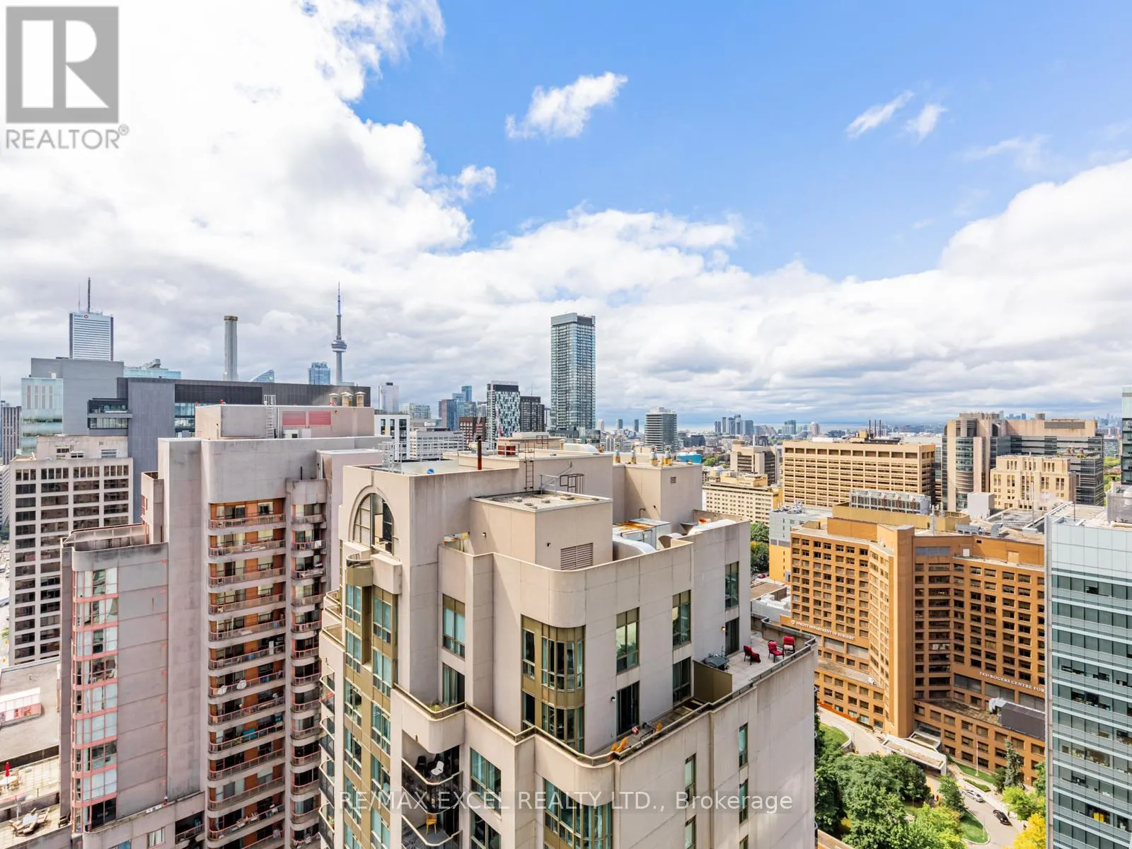 PH306 - 770 BAY STREET