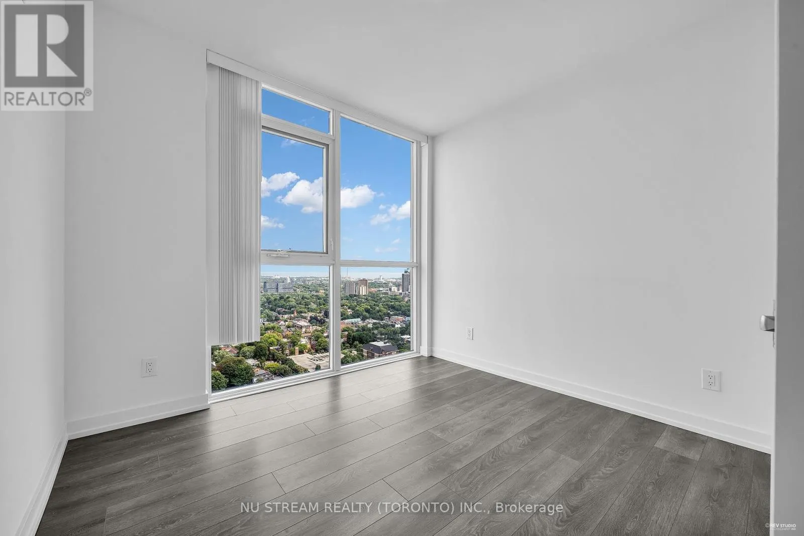 3003 - 159 WELLESLEY STREET E