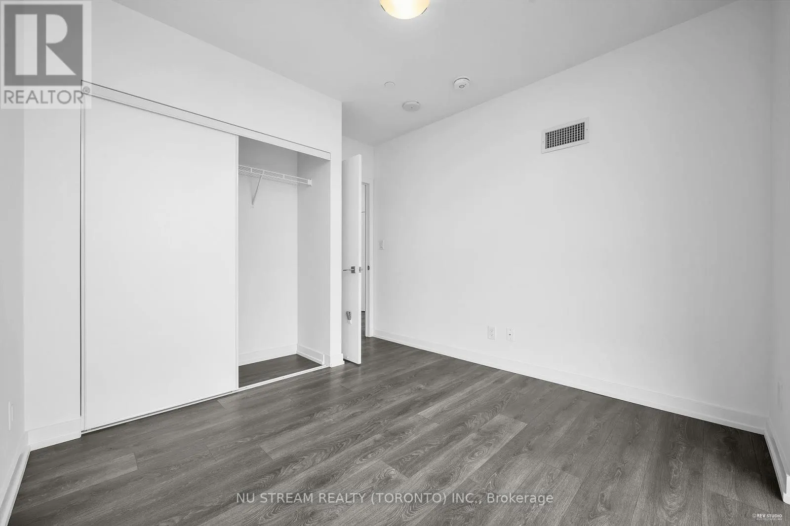 3003 - 159 WELLESLEY STREET E