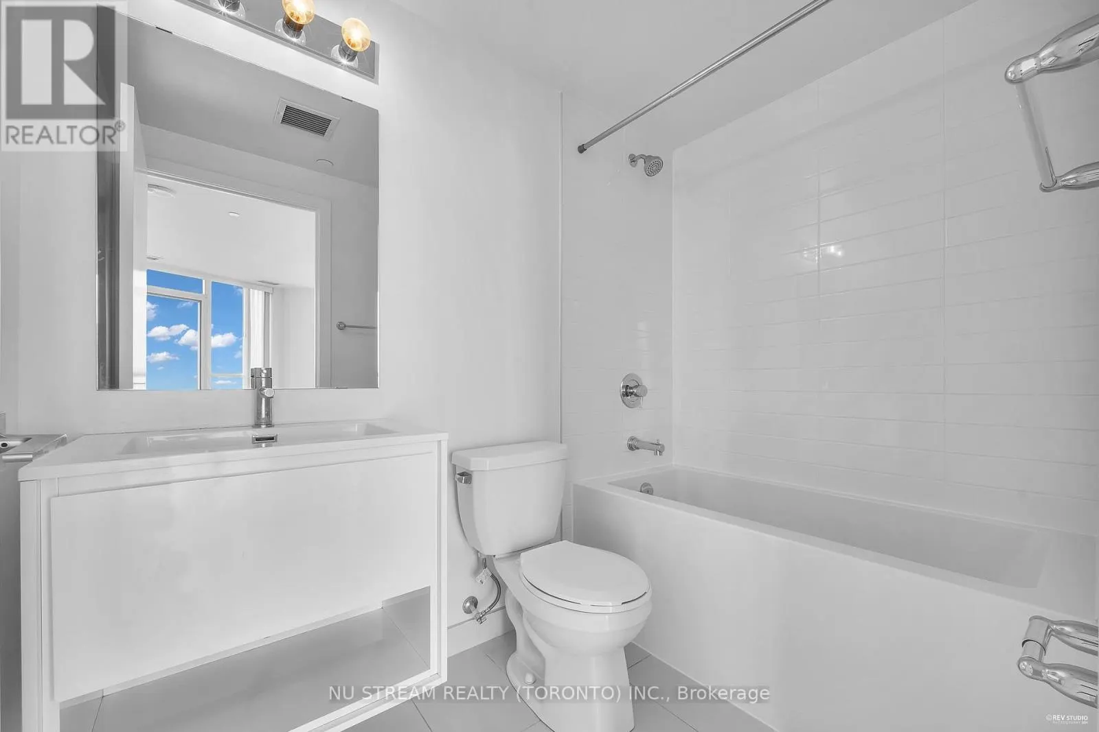 3003 - 159 WELLESLEY STREET E