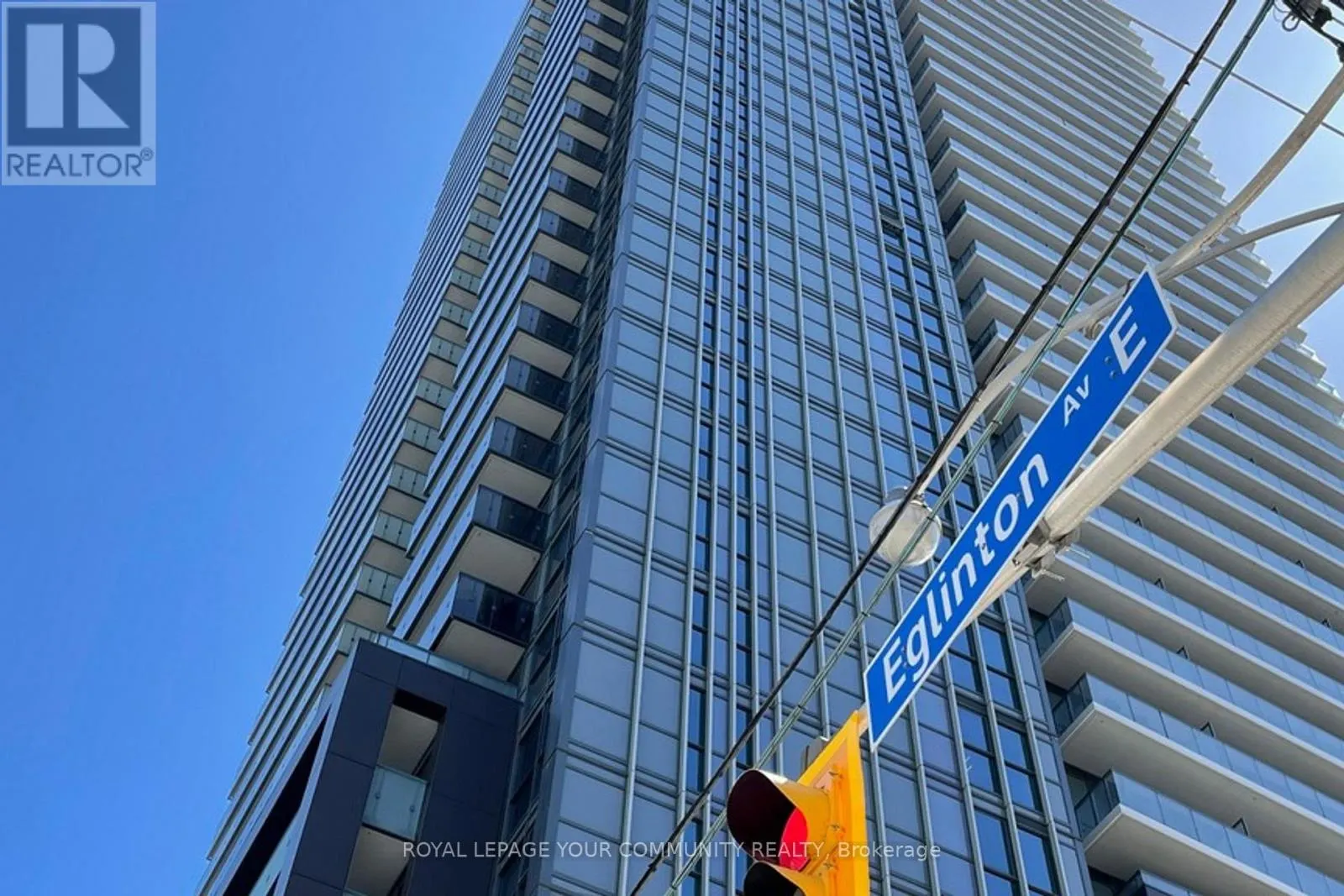 410 - 125 REDPATH AVENUE