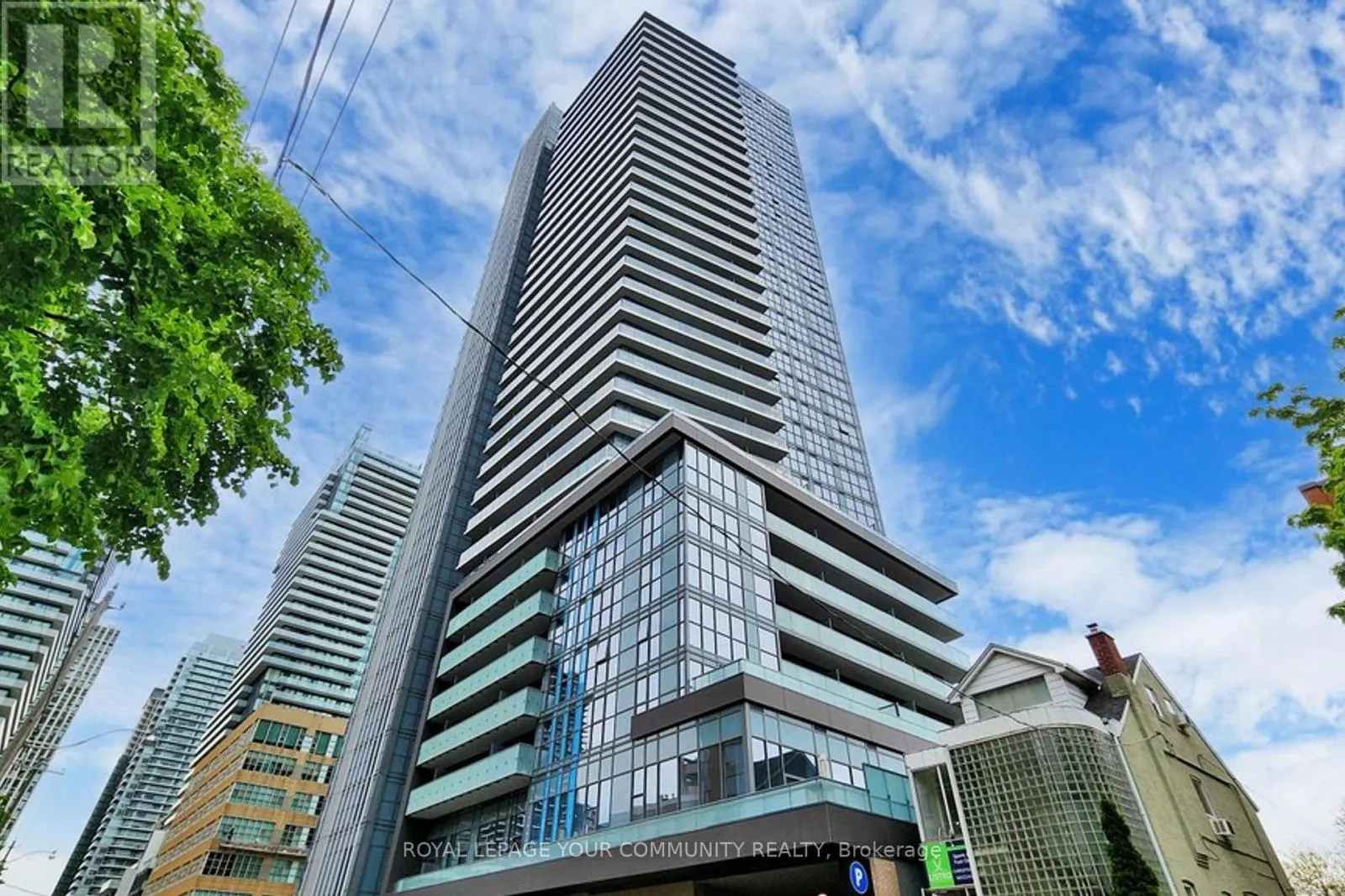 410 - 125 REDPATH AVENUE
