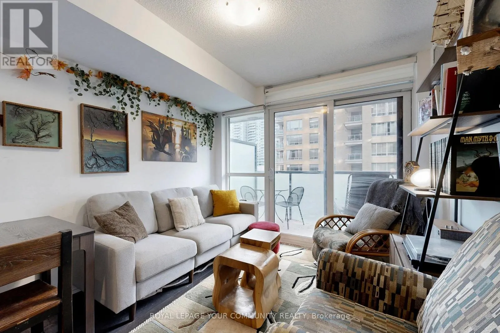410 - 125 REDPATH AVENUE