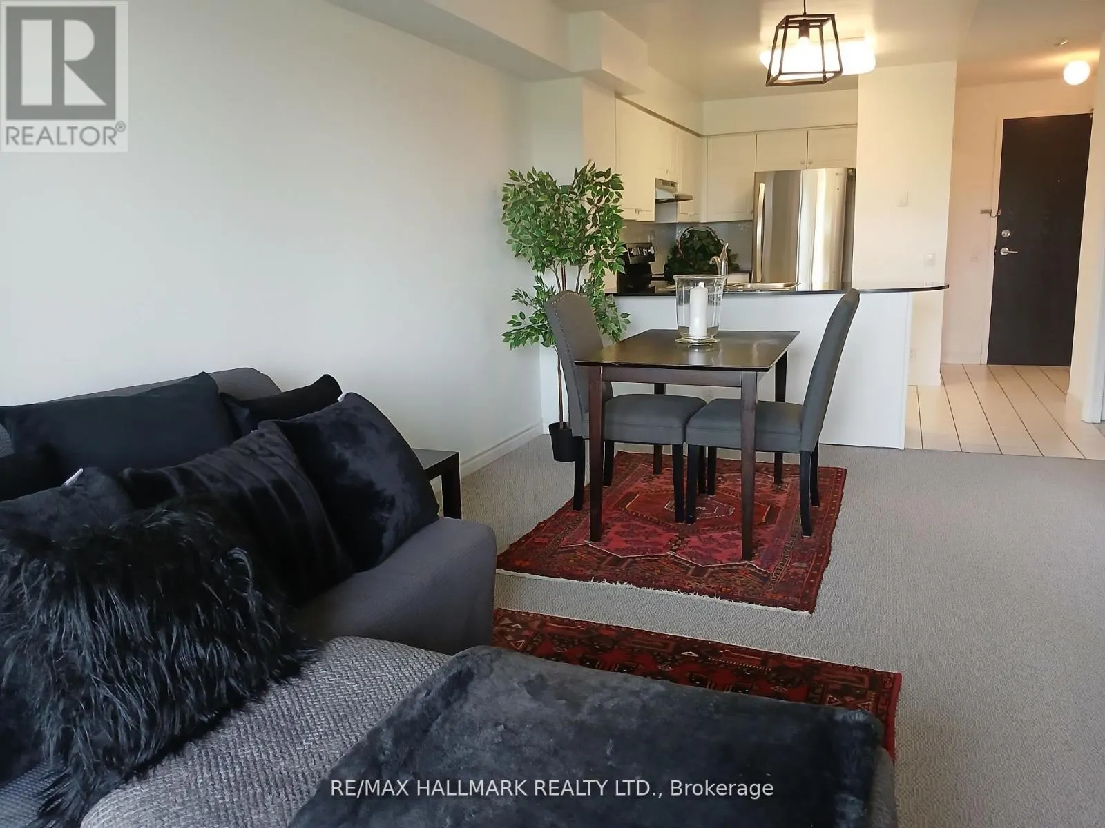 503 - 1720 EGLINTON AVENUE E