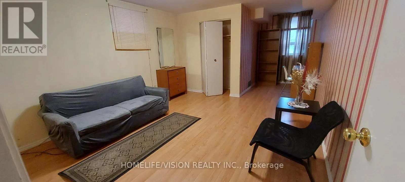 ROOM A - 168 OLD SHEPPARD AVENUE