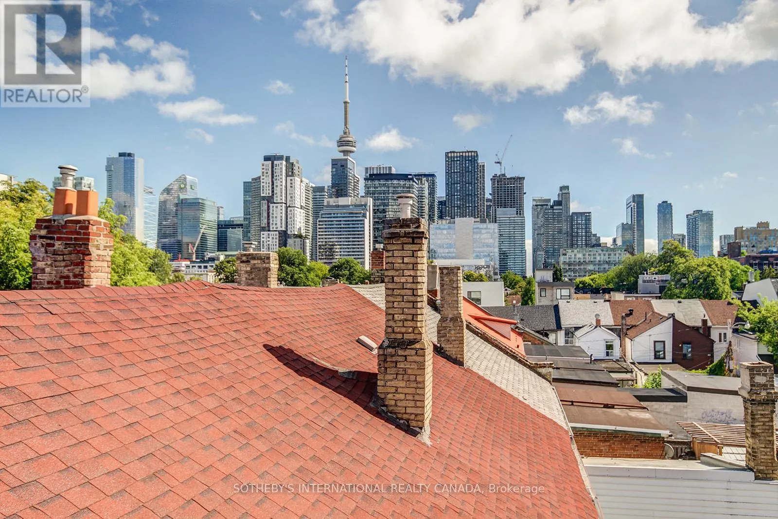 3 - 453 DUNDAS STREET W