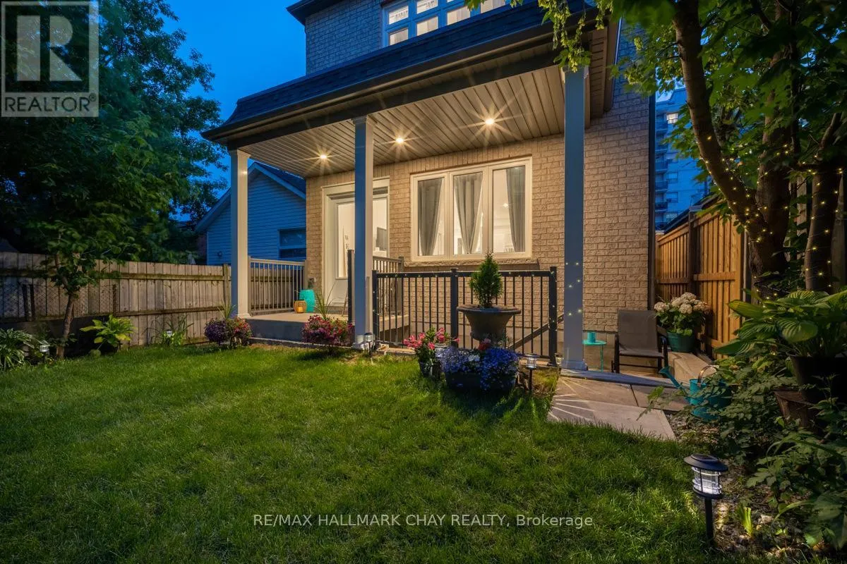 611 NORTHCLIFFE BOULEVARD