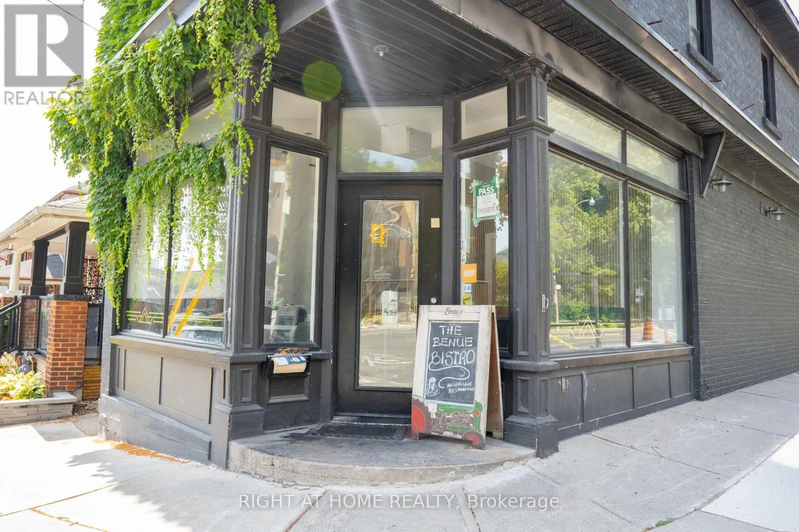 440 CHRISTIE STREET