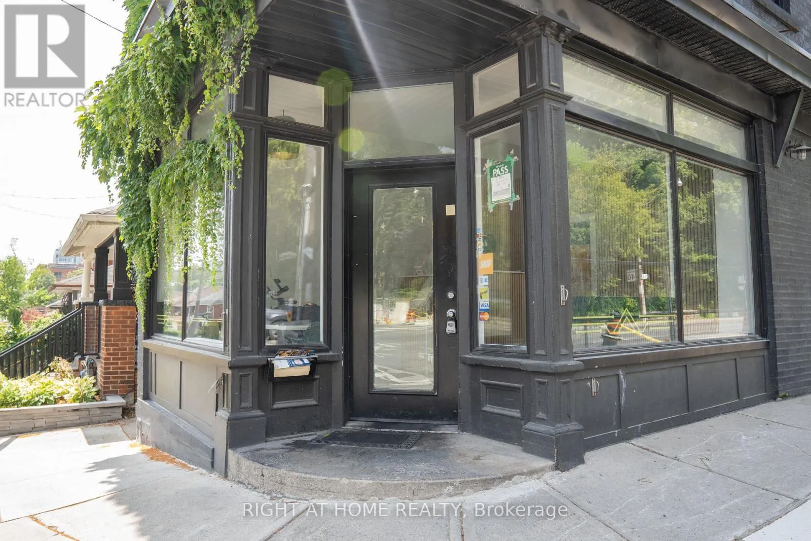 440 CHRISTIE STREET