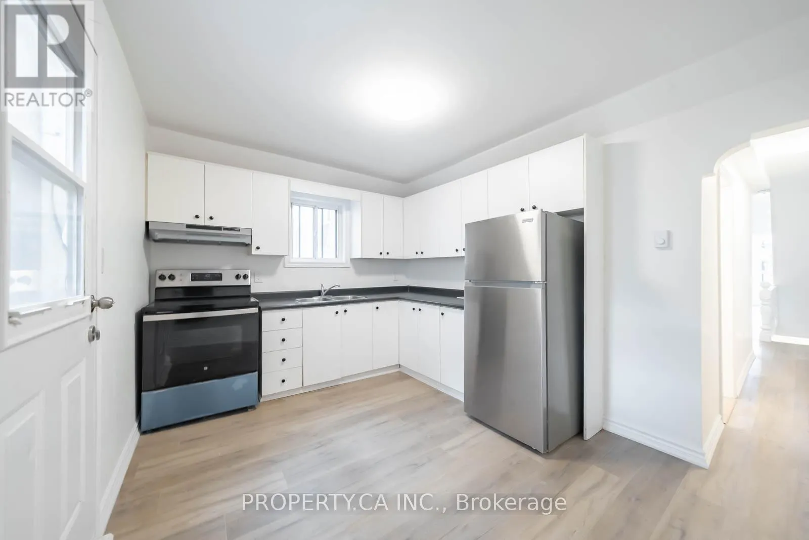 2ND/3RD FLR - 196 AUGUSTA AVENUE