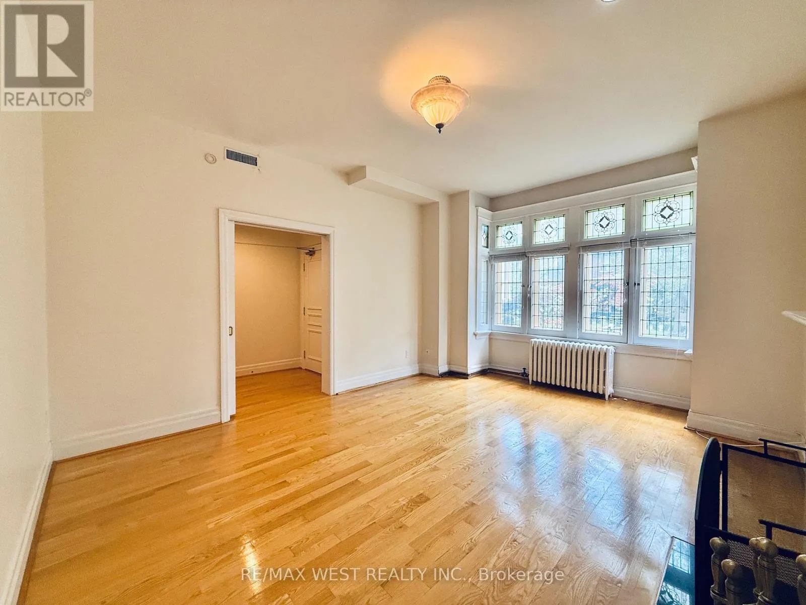 1 - 12 FOXBAR ROAD