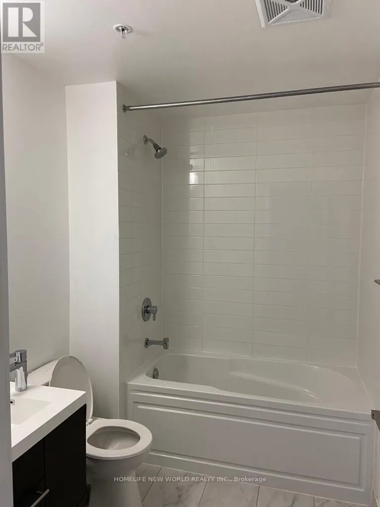 702 - 199 RICHMOND STREET W