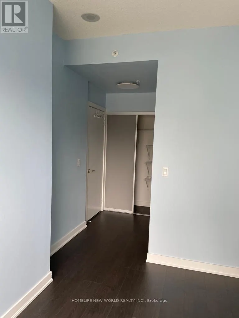 702 - 199 RICHMOND STREET W
