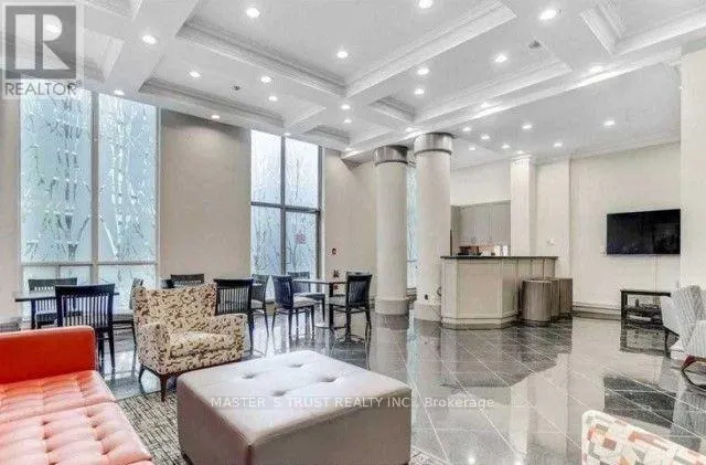 511 - 7 LORRAINE DRIVE